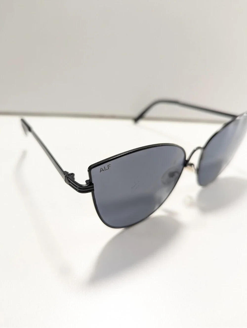 Alf Cat Eye Sunglasses S70071 Size: 59-15